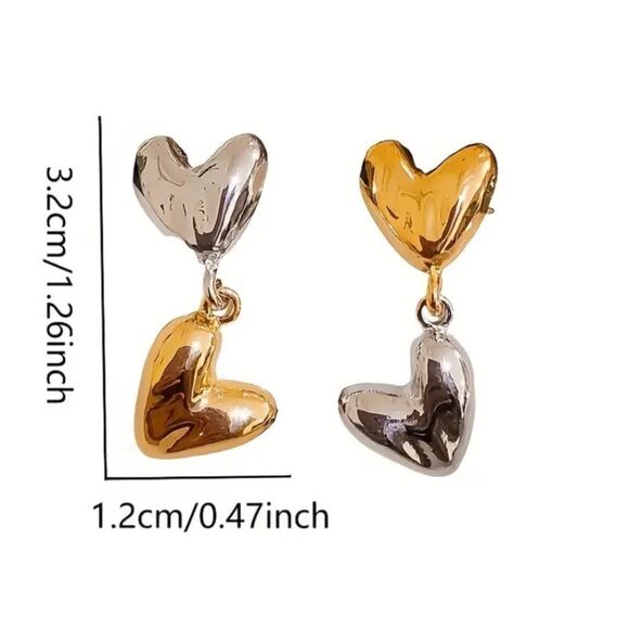 β¨πβ¨ Darling Two Tone Heartβπ Dangle Earrings β¨ - Picture 6 of 10